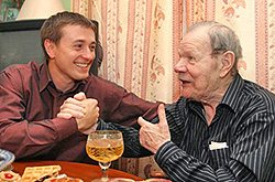 http://www.bulvar.com.ua/images/doc/d46b507-38.jpg