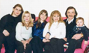 http://www.bulvar.com.ua/images/doc/66-a53ac.jpg
