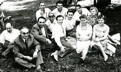 http://www.bulvar.com.ua/images/doc/4c109cb-07.jpg